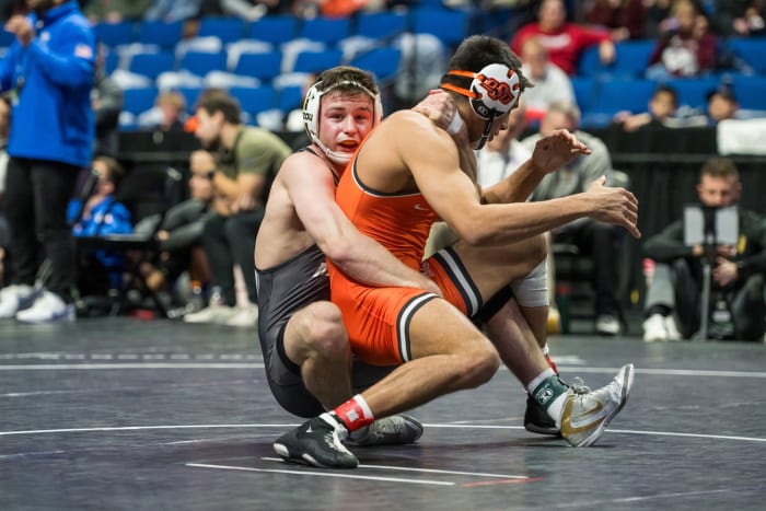 Missouri's Keegan O'Toole and Oklahoma State's Izzak Olejnik